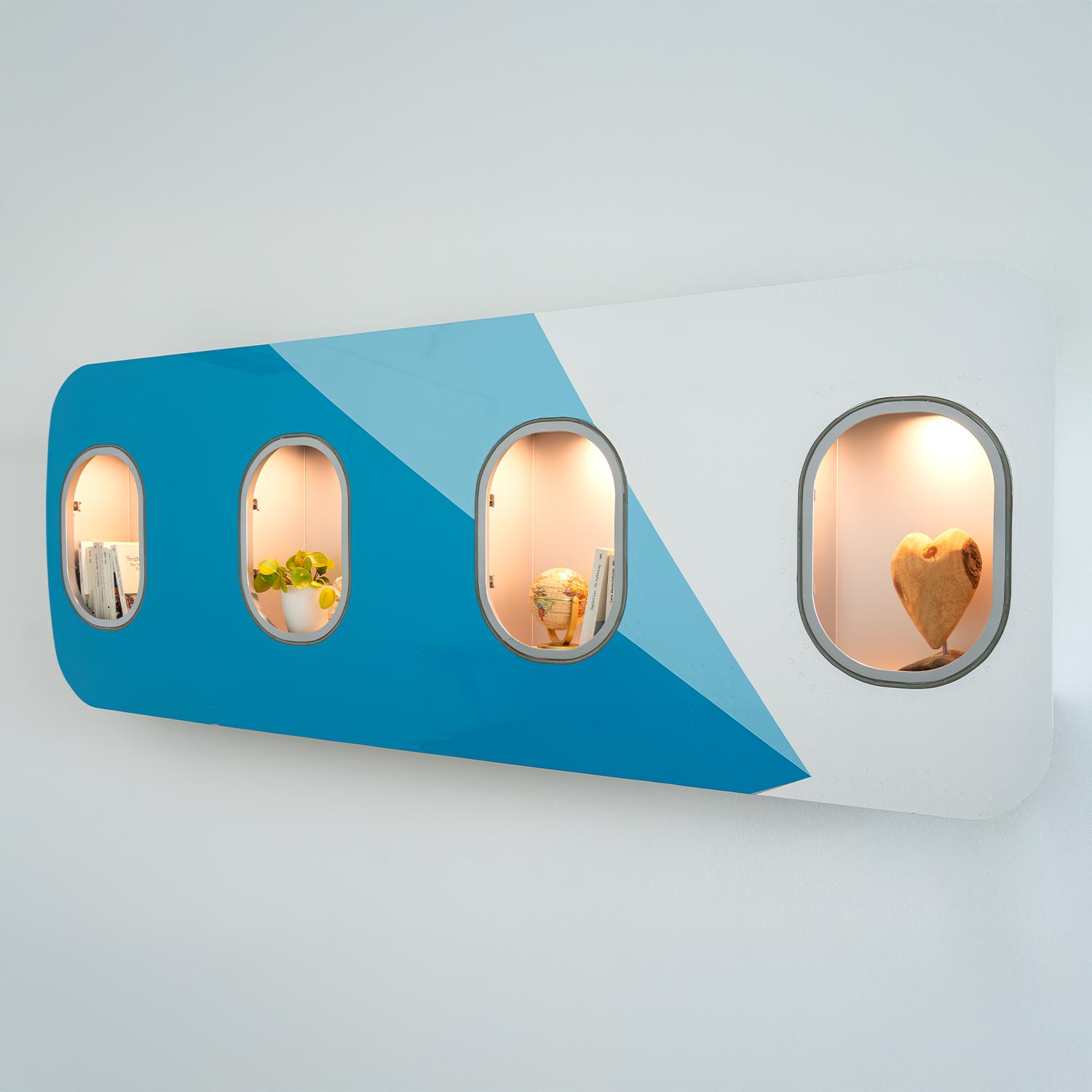 Original Eurowings 4er Flugzeugfenster als Wandbar Originallack - A319 Limitiert 1/2