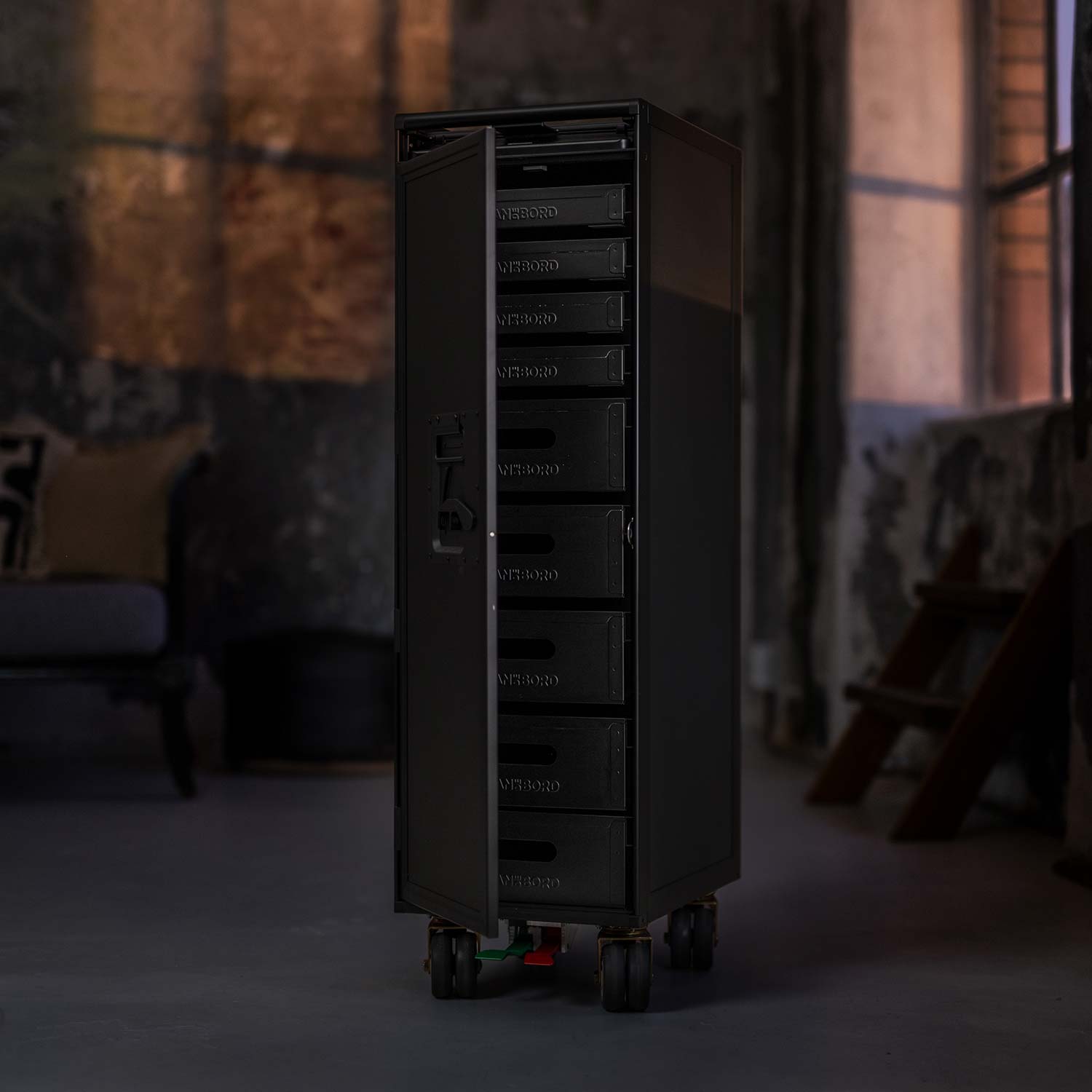 Halloween: Airline Trolley All Black Edition Neu inkl. Ausstattungspaket Stauwunder 1 Schwarz