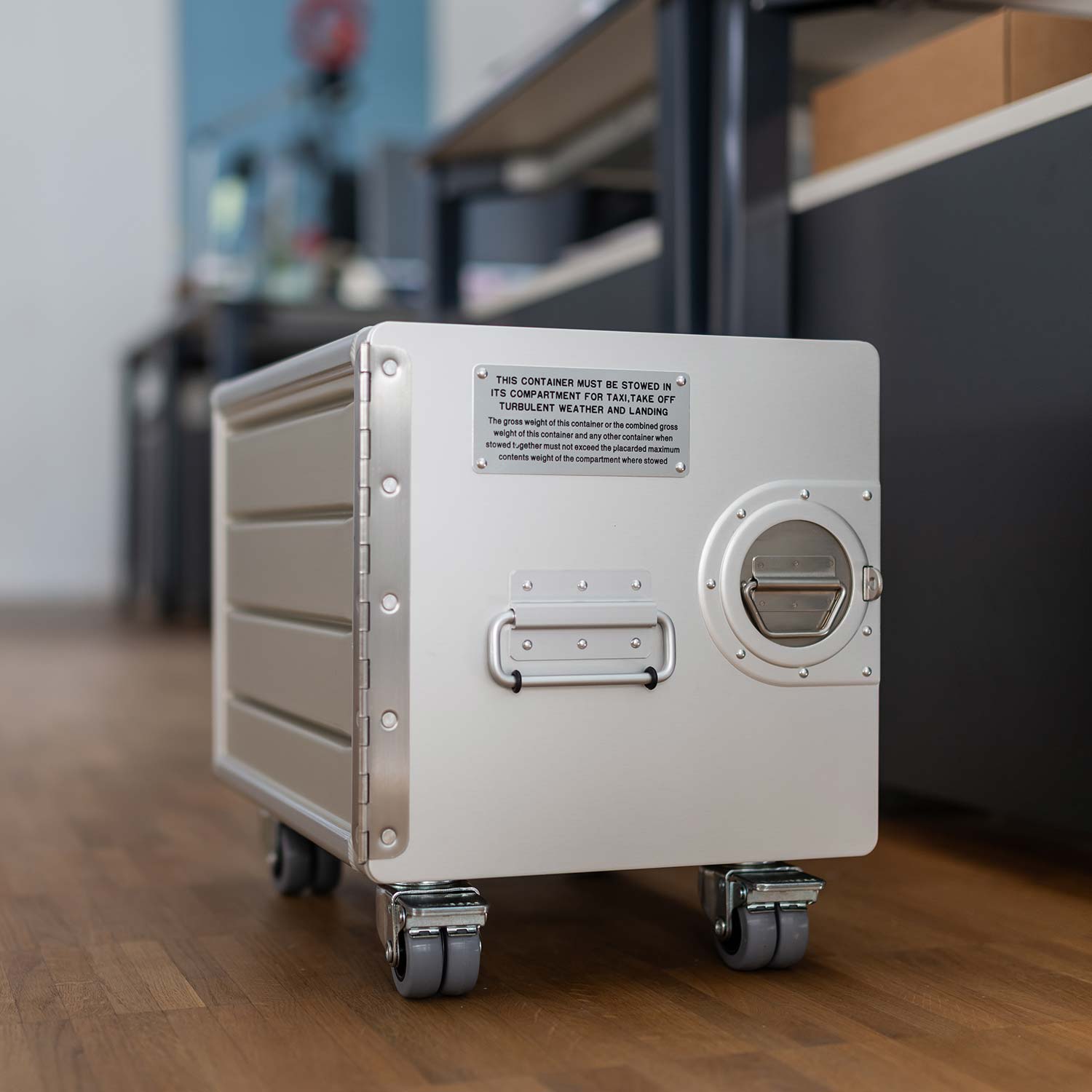 Bord Box M Silber mit Doppelrollen