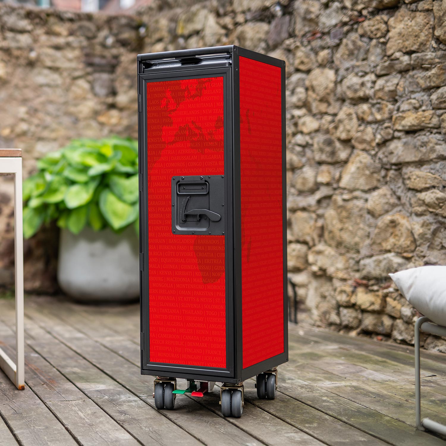 Airline Trolley Black Edition Weltkarte Neu Rot